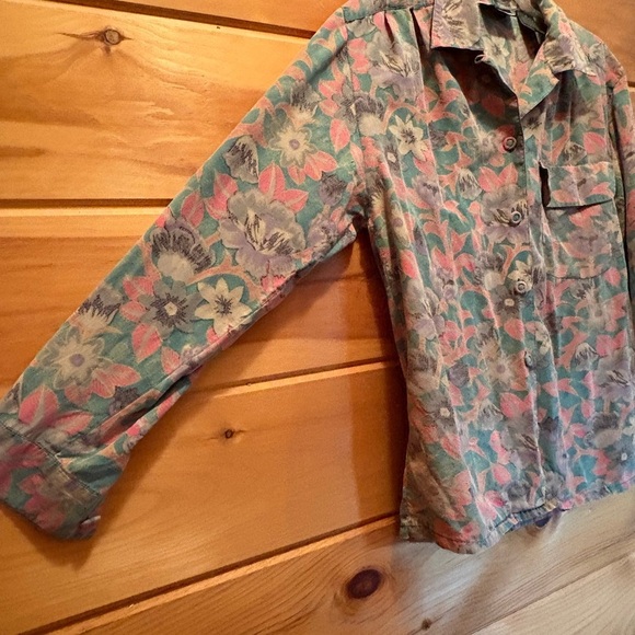 Diane Gilman Pink and Green Button Down Shirt Floral Design 100% silk - Picture 4 of 9
